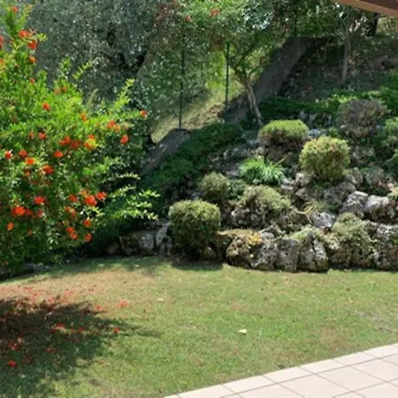 Villini Al Vittoriale Apartment Gardone Riviera